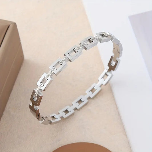 TALIA™ INFINITY BANGLE BRACELET