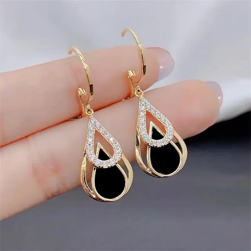 GISELLE™ BLACK WATER DROP EARRINGS