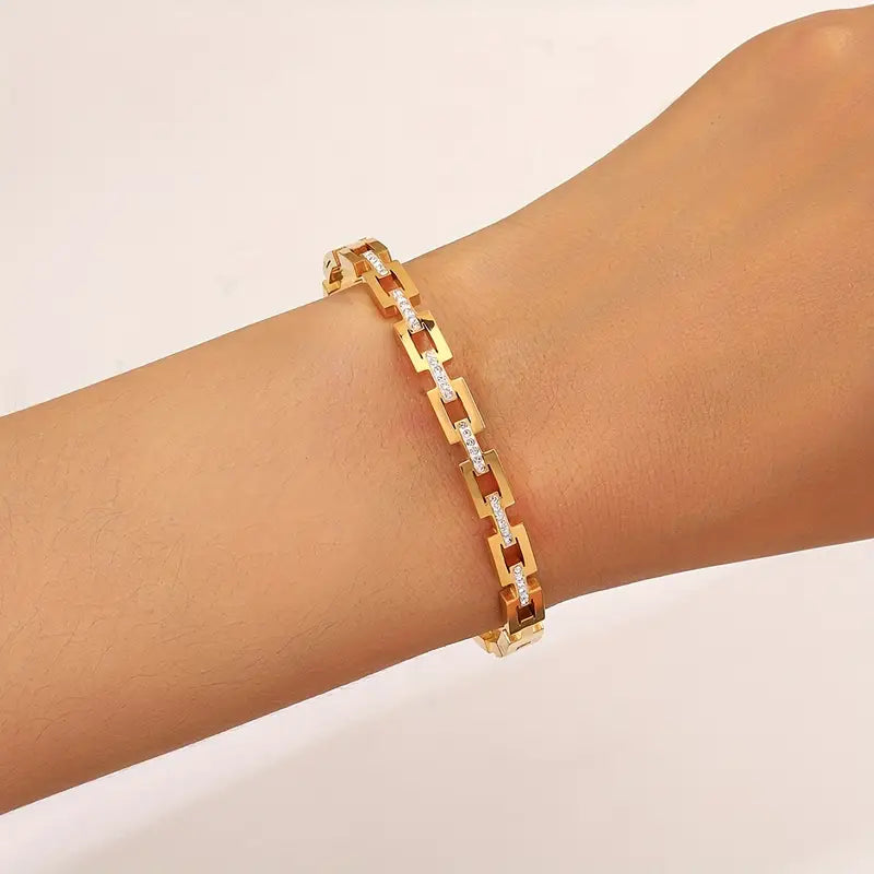 TALIA™ INFINITY BANGLE BRACELET
