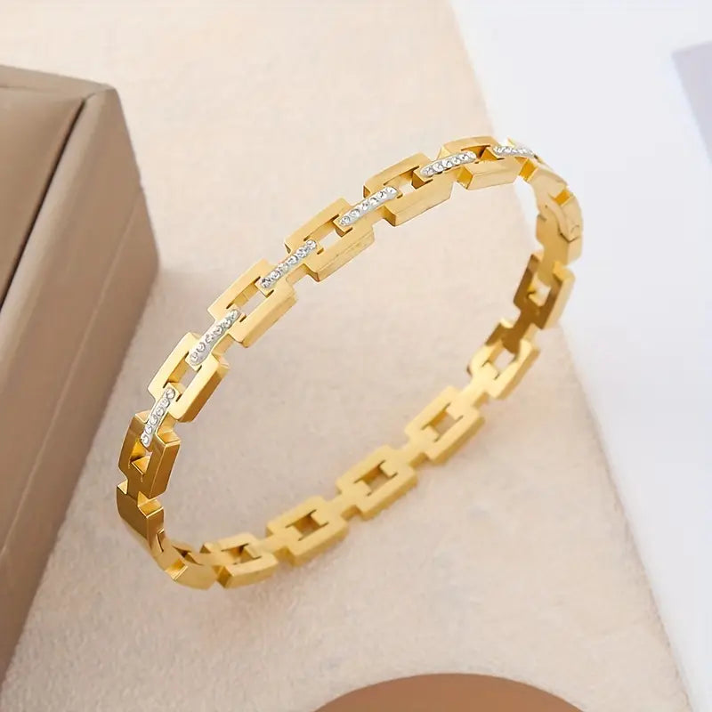 TALIA™ INFINITY BANGLE BRACELET