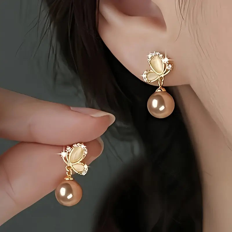 MADELEINE™ FRENCH PEARL EARRINGS