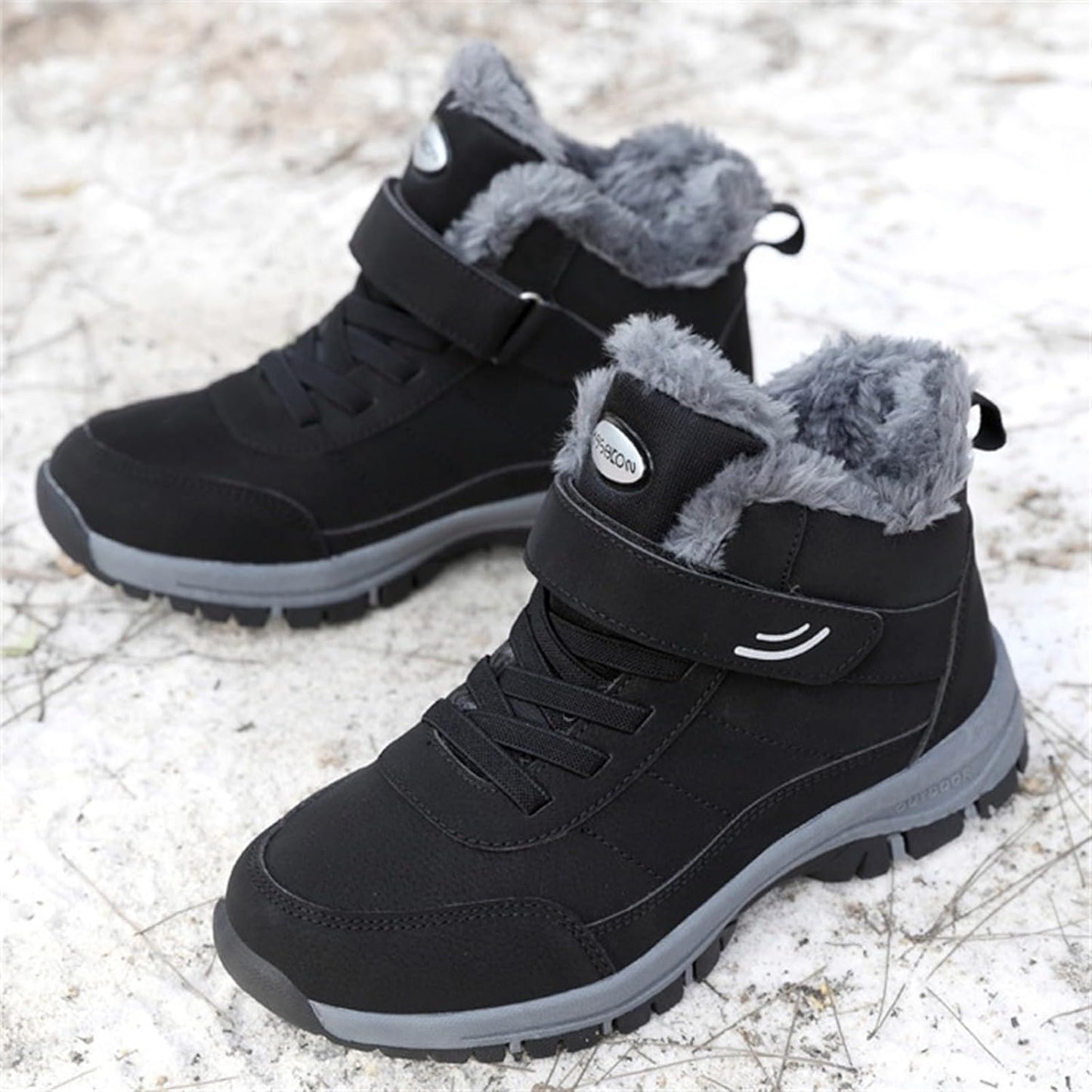 ELARÉNE™ Arctic Plush Sneakers
