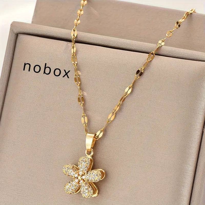 AUBRIE™ FORTUNE FLOWER NECKLACE
