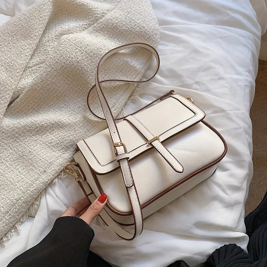 HARLOW™ RETRO TEXTURED SQUARE BAG