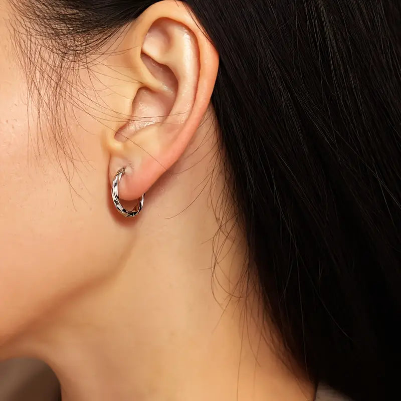 ELARA™ TWISTED HOOP EARRINGS
