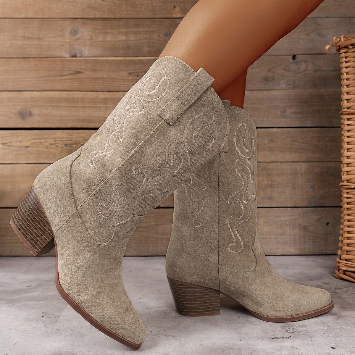 SCARLETT™ EMBROIDERED WESTERN COWBOY BOOTS
