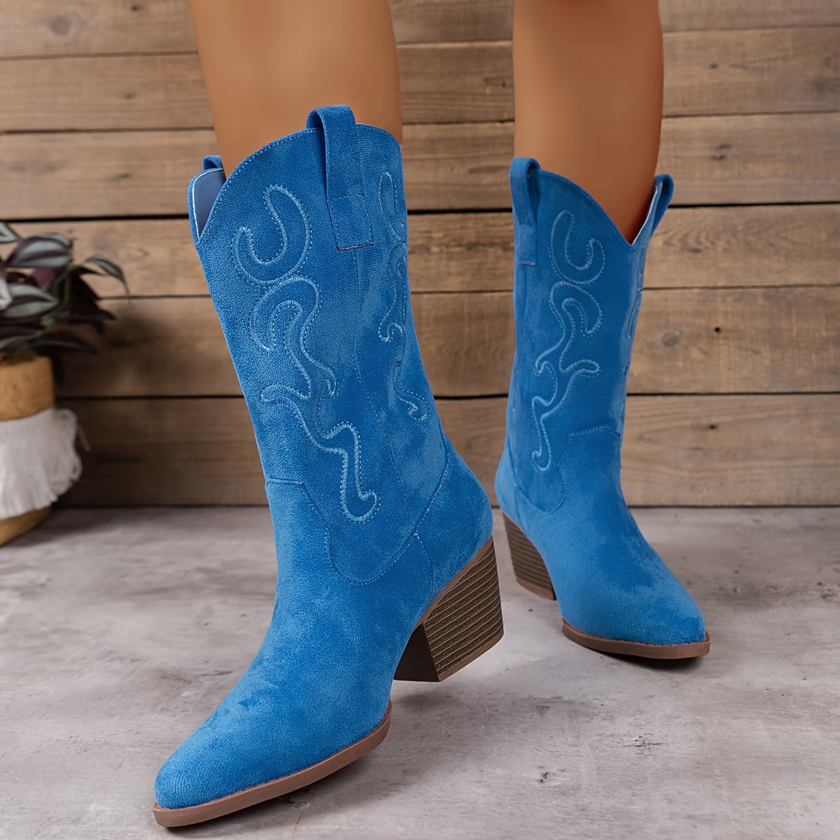 SCARLETT™ EMBROIDERED WESTERN COWBOY BOOTS